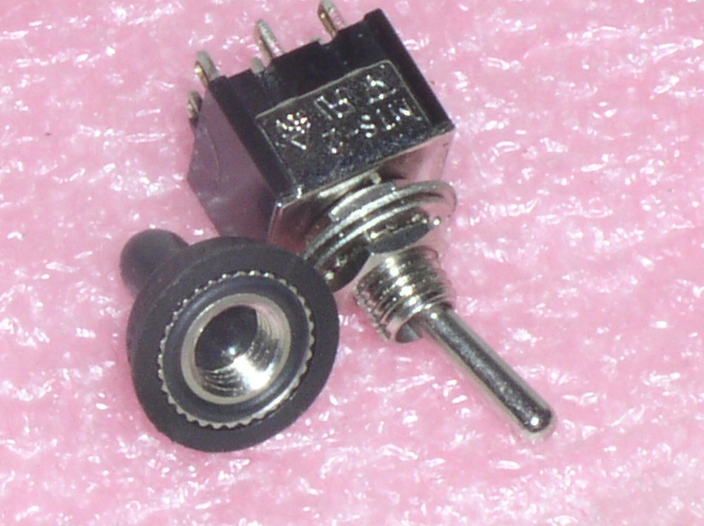 1 WATER PROOF BOOT MINI TOGGLE DPDT ON-ON PANEL SWITCH 125 VAC 6 A AMP 6A 2 POLE