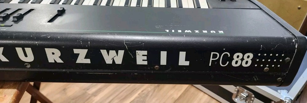 Kurzweil PC88MX Keyboard Piano With Hard Case