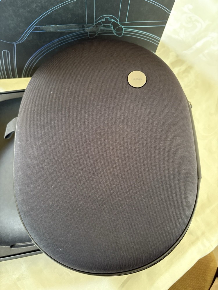 Microsoft Hololens 1 Development Edition (1688) Not Tested