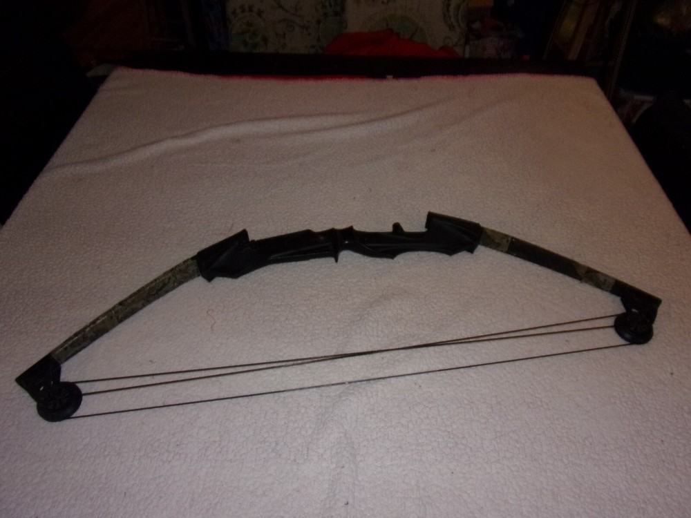 Vintage Indian Compound Bow