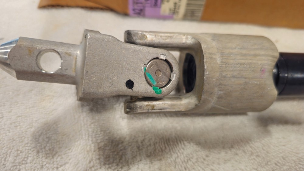 GM 19149105 Shaft,Upper Intermediate Steering