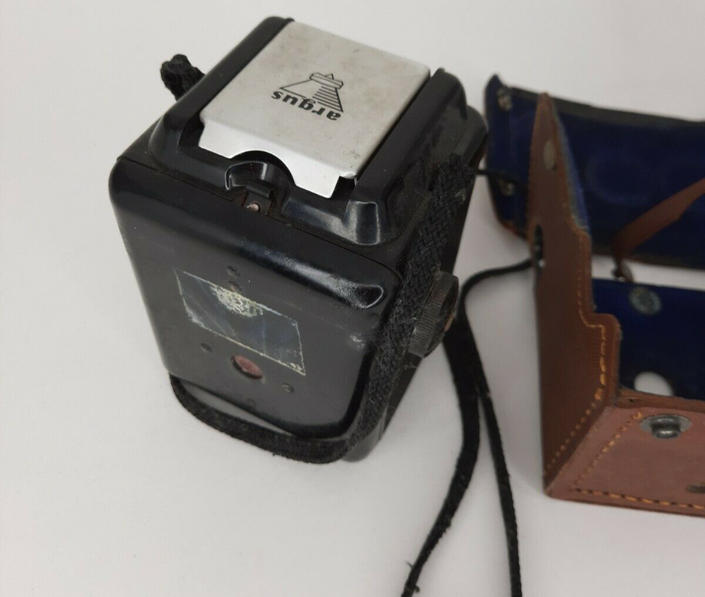 ARGUS, ARGOFLEX SEVENTY-FIVE. 1960s Camera w/ Case. Untested