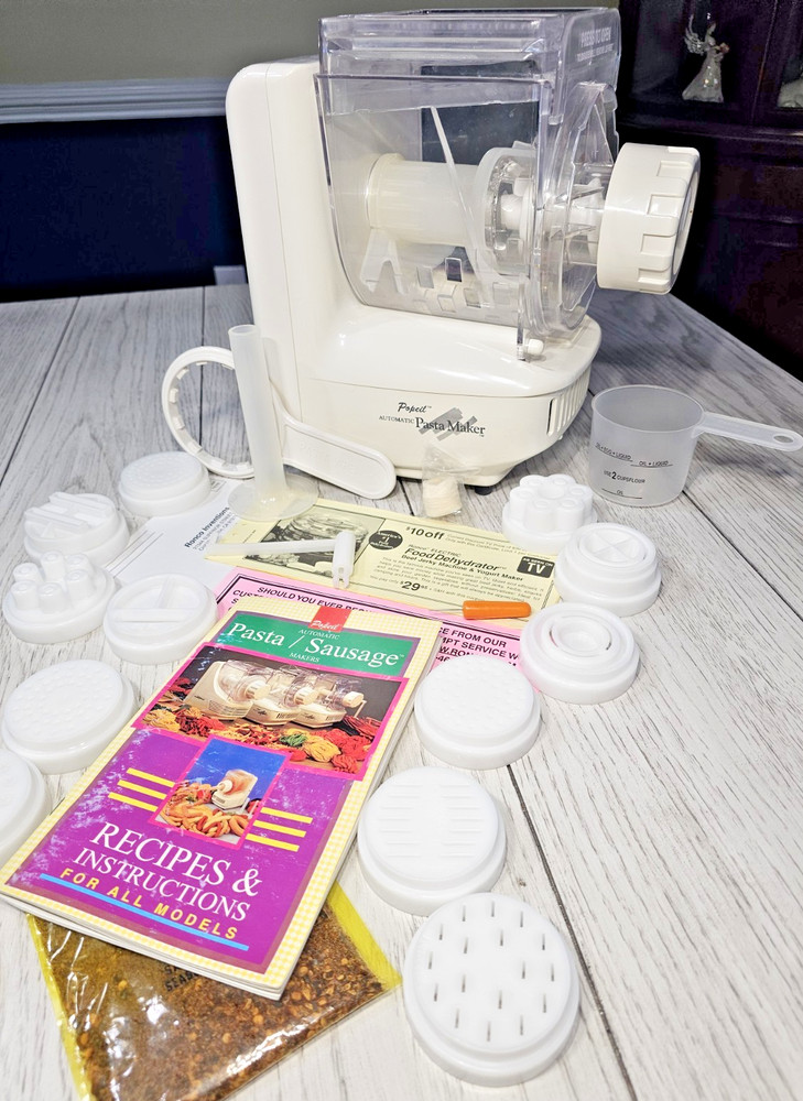 Popeil's P400 Automatic Pasta Maker Machine Multiple Attachments - Tested WORKS