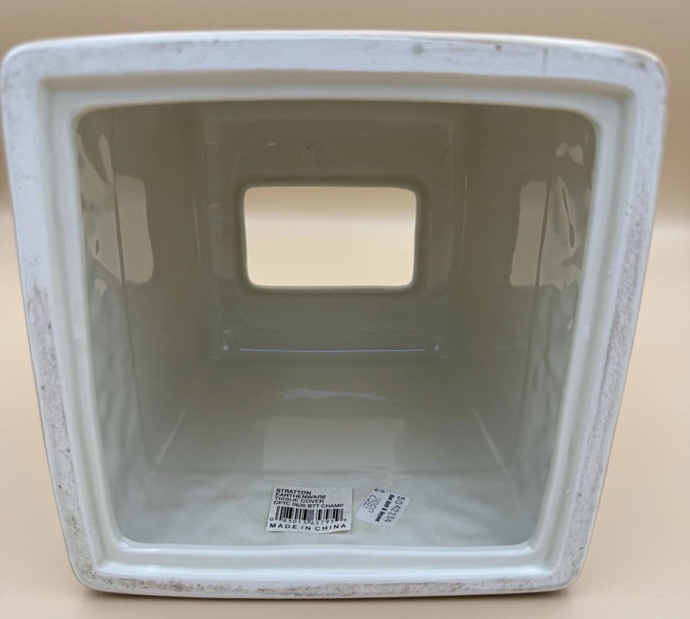Stratton Earthenware Tissue Box Cover Ceramic Ivory Tan Beige Leaves Neutral EUC