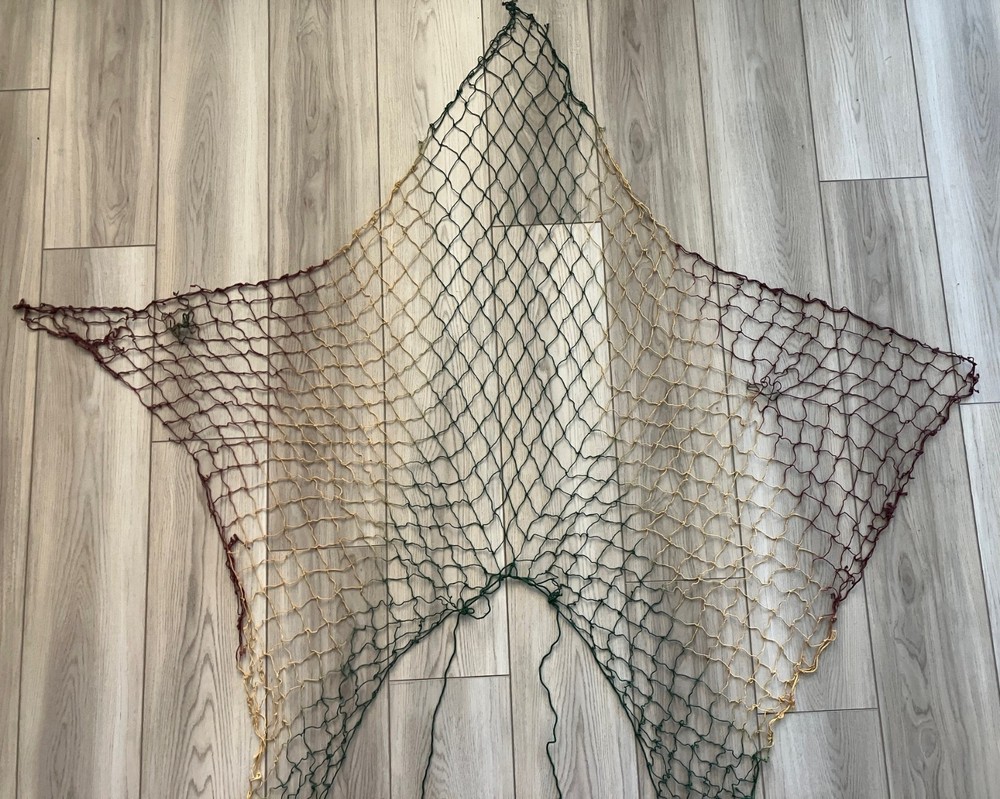 MULTICOLORED CAMOUFLAGE BODY NET
