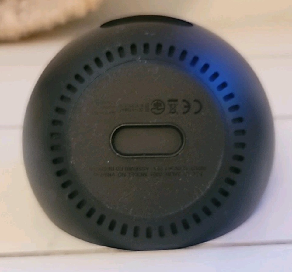 Amazon Echo Spot Smart Assistant VN94DQ Wi-Fi Bluetooth 2.5" Touchscreen