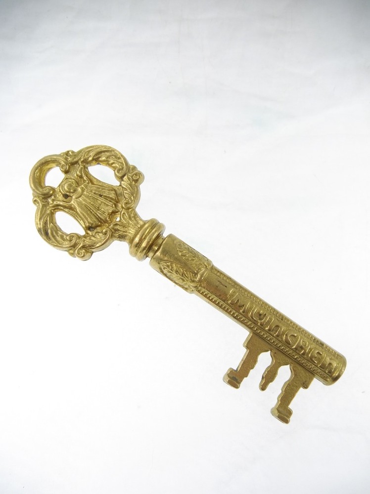 5.7" Munchen Germany Vintage Brass Key Corkscrew Barware Munich