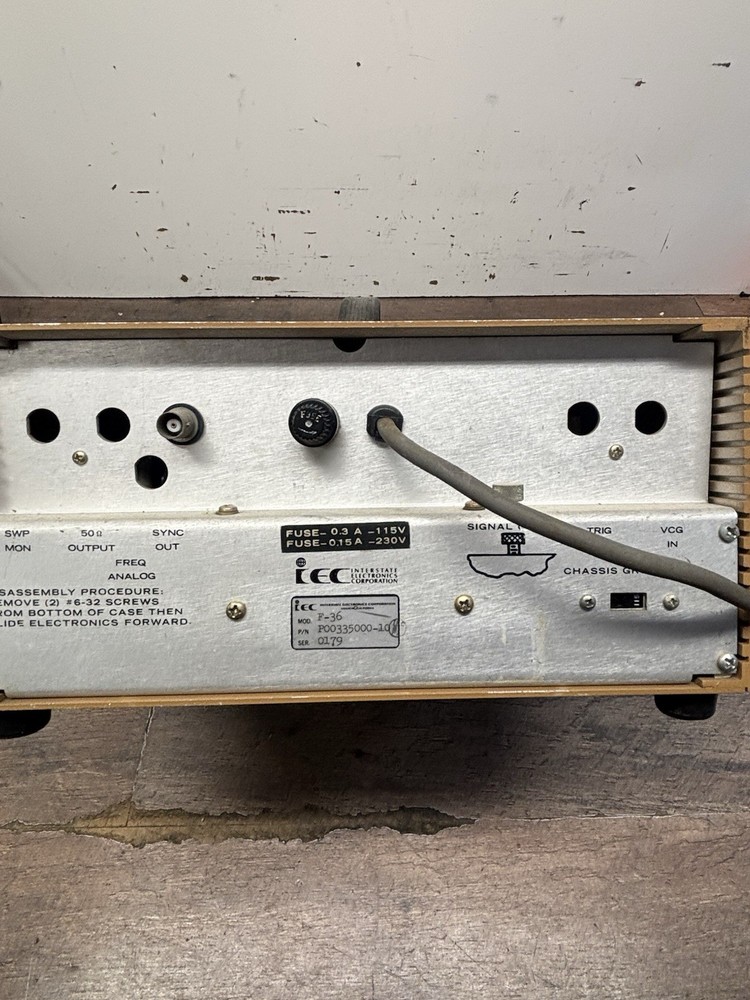 F36 AM/FM Function Generator