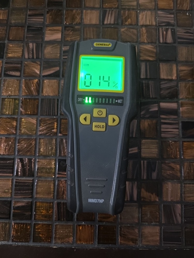 General Tools Pinless Moisture Meter