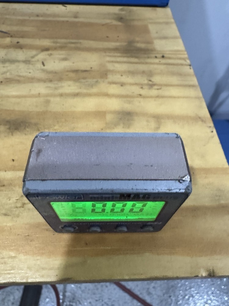 Fowler 54-422-500-0 Mini-Mag PLUS Magnetic Base Digital Protractor