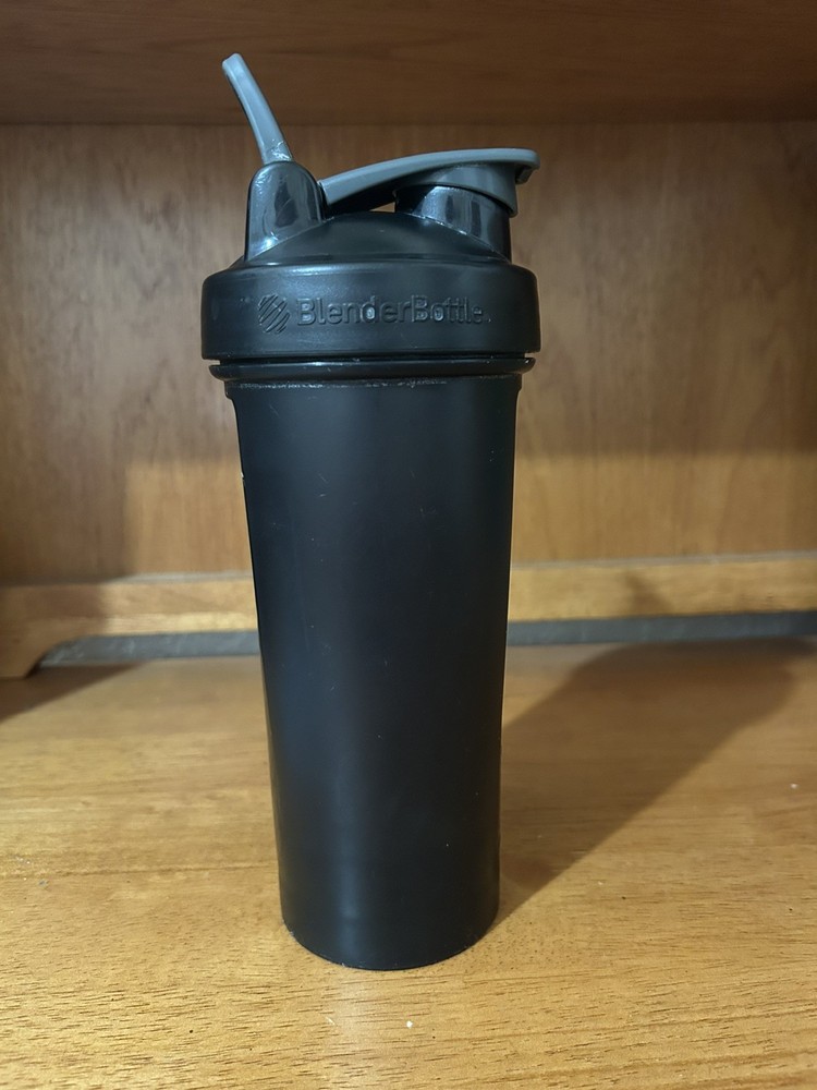 BlenderBottle Classic – 28 oz – All Black – Authentic Shaker Bottle – Used