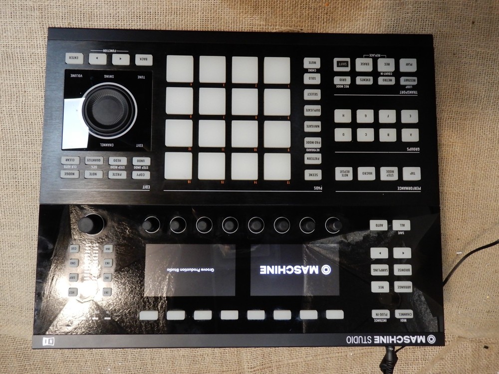 Maschine Studio Native Instruments - Black