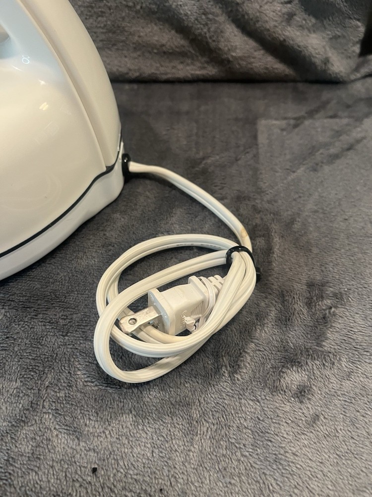 West Bend Model 6400 Electric Watering Can Indoor Plant Water Heater 1000W