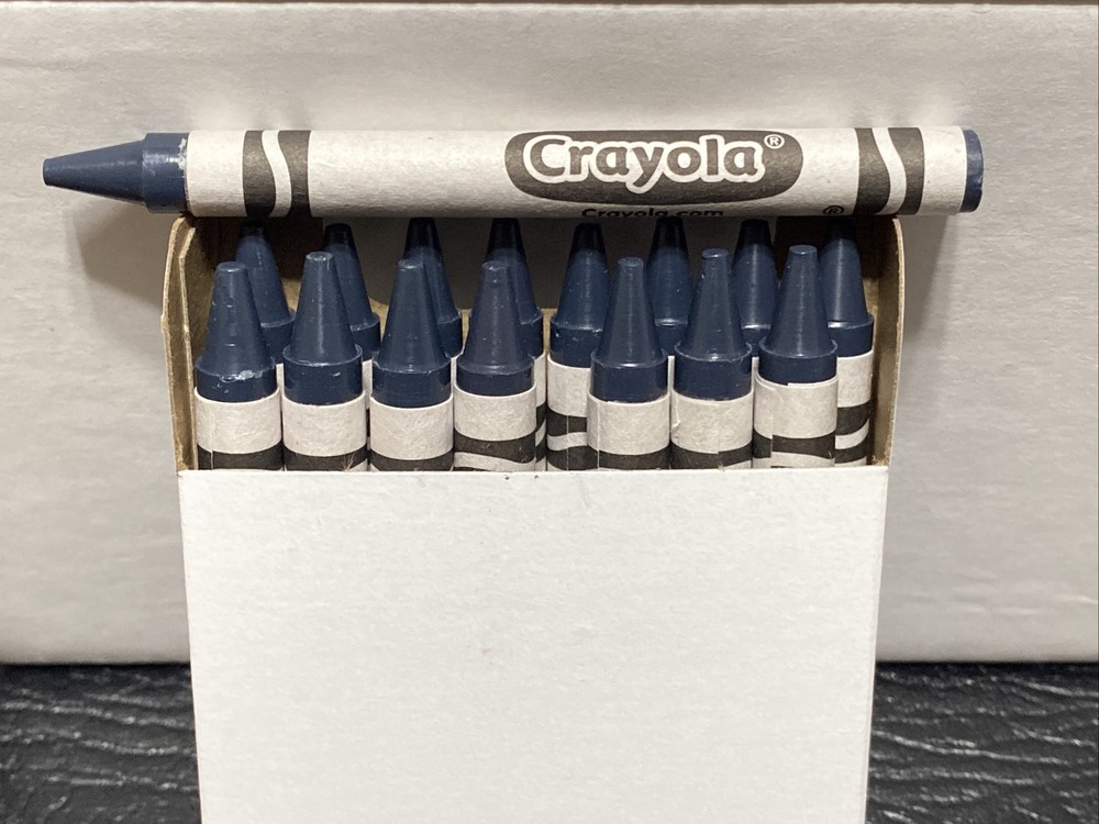 (16) Crayola Crayons (manatee) BULK