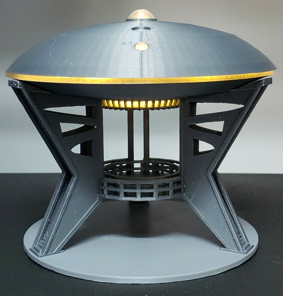 Jupiter 2 [from Lost in Space] - with Lights & Gantry Stand - Medium