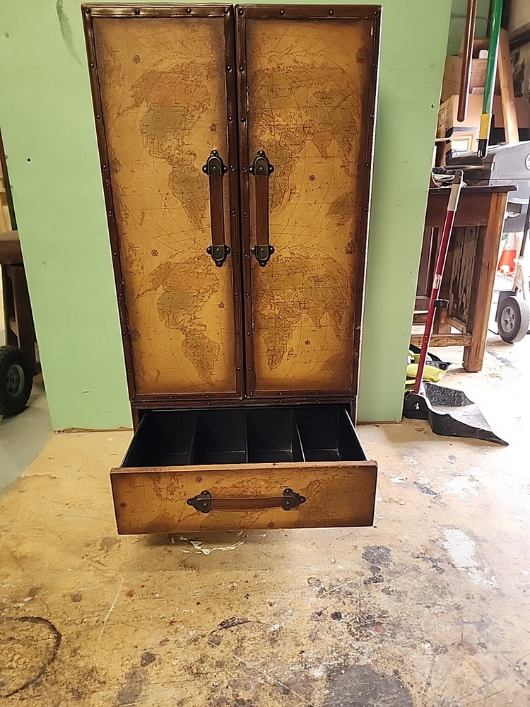 Italian Style Streamer Trunk