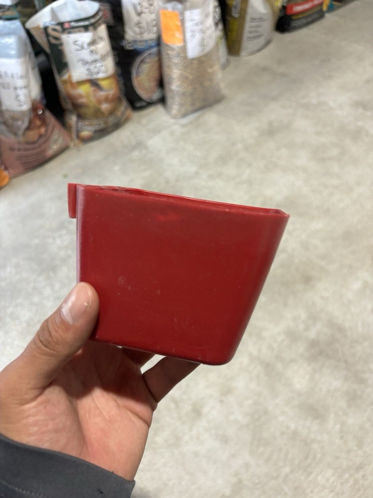 20 comederos. 20 feed cups