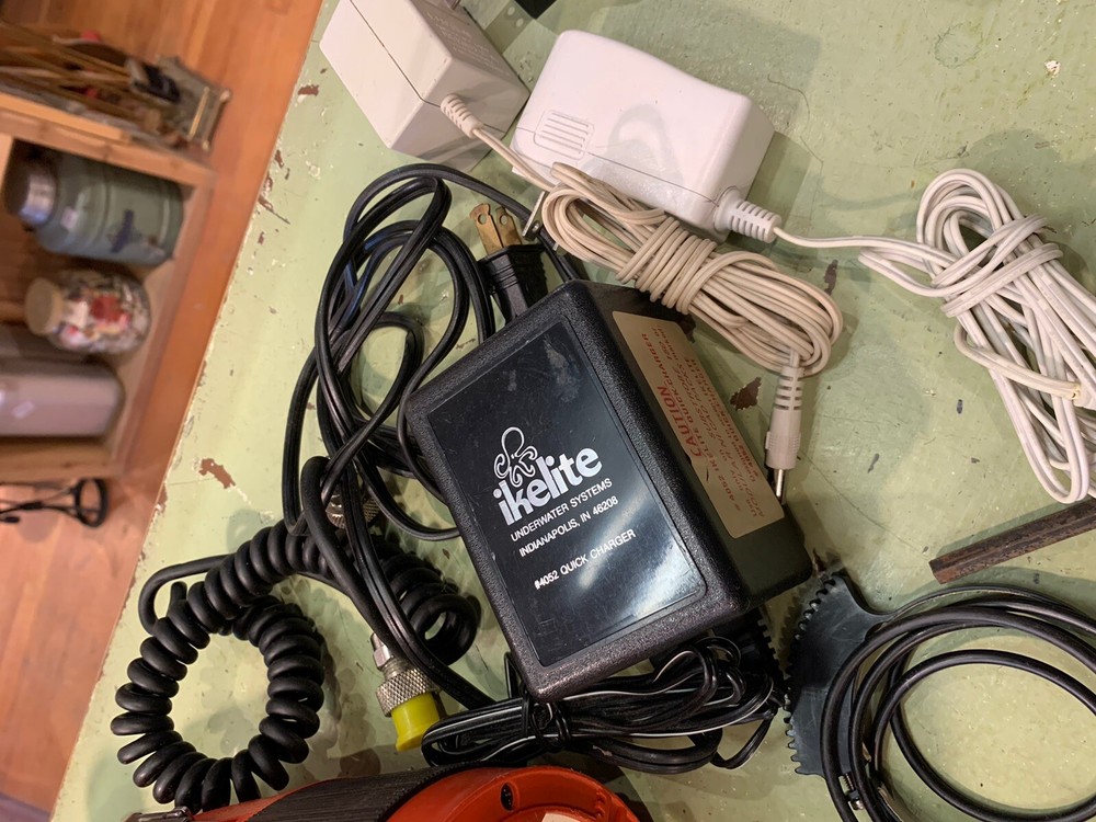 Underwater Scuba camera and flashlight with accessories