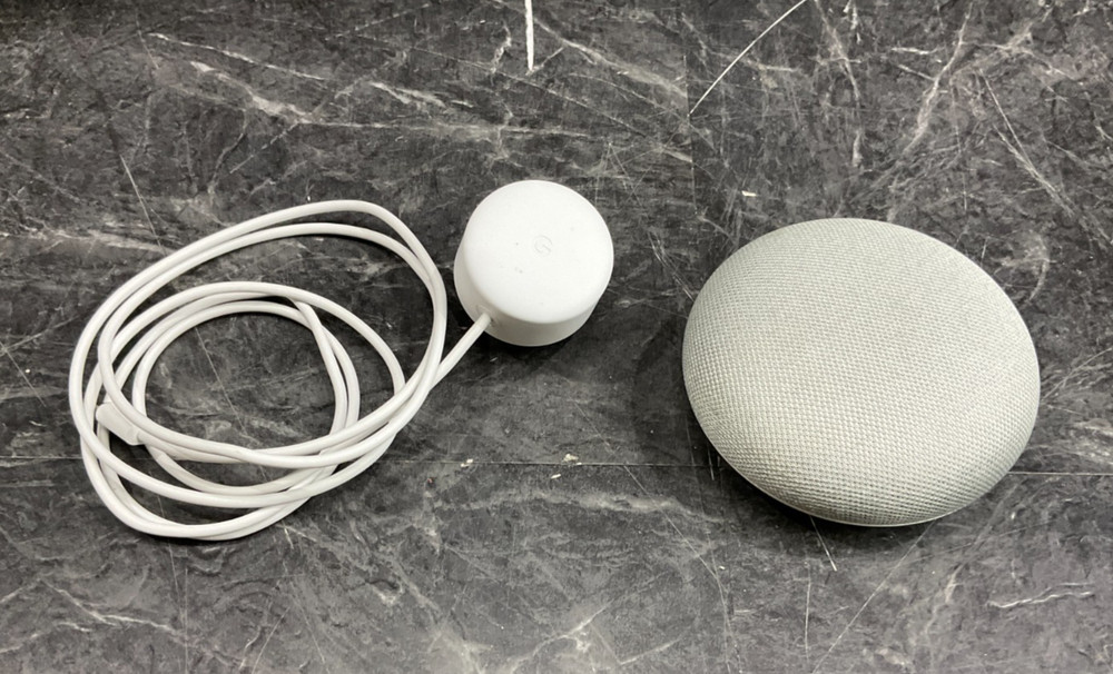 Google Home Mini Speaker GA00210-US ✅ ❤️️ ✅ ❤️ ✅ ❤️️ ✅ ❤️ NEW