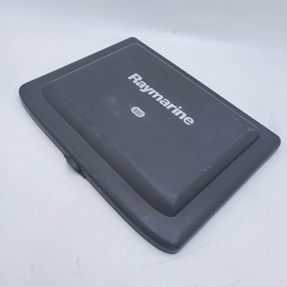 Raymarine E80 E02011 MFD Chartplotter Fishfinder Radar Sonar Classic Display