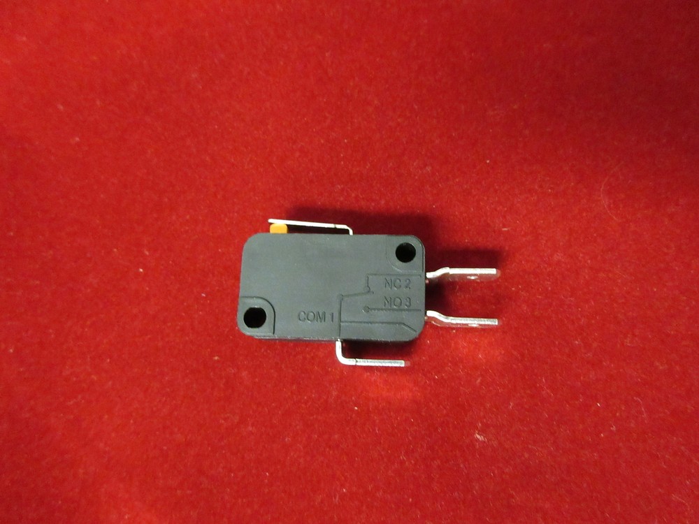 Micro Switch (Tend) TMV162-C; 16A Short Lever Type; (1C bottom terminal #250)