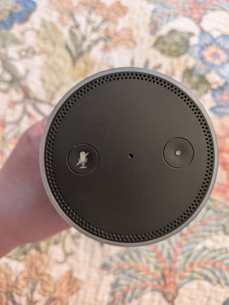 Amazon Zigbee Smart 1st Gen Bluetooth Speaker Black ZE39KL