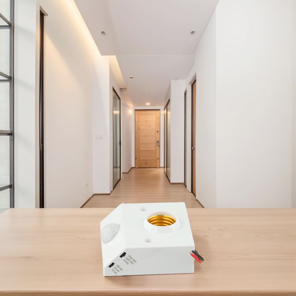 Innovative E27 Motion Sensor Light Socket for Cost Effective Lighting Solutions