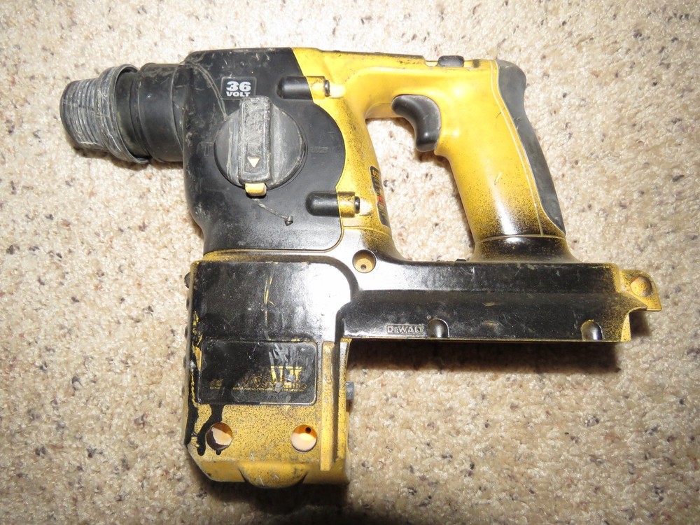 DeWalt DC233 hammer drill 36v CORDLESS - USED
