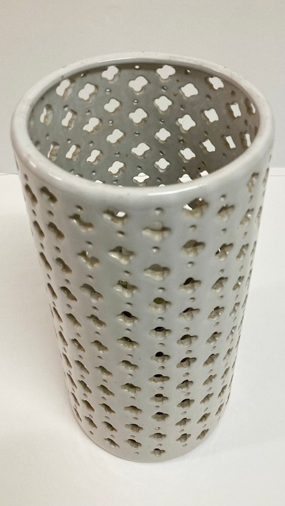 Pierced Pattern Ceramic Uplight