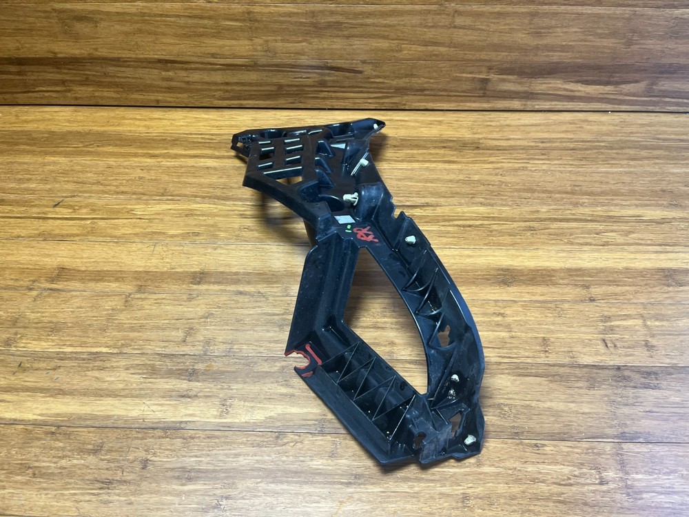 2015-2021 Porsche Macan S 95B Rear Right & Left Support Bracket Set 2 OEM NOTE