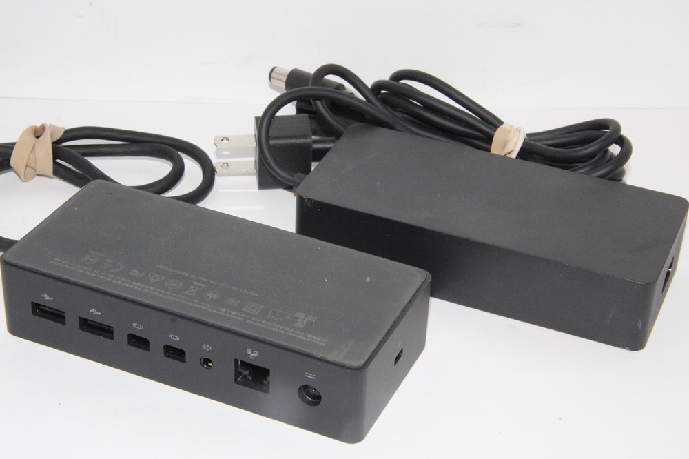 MICROSOFT 1661 Surface Pro 3 4 5 6 Docking Station and AC Adapter