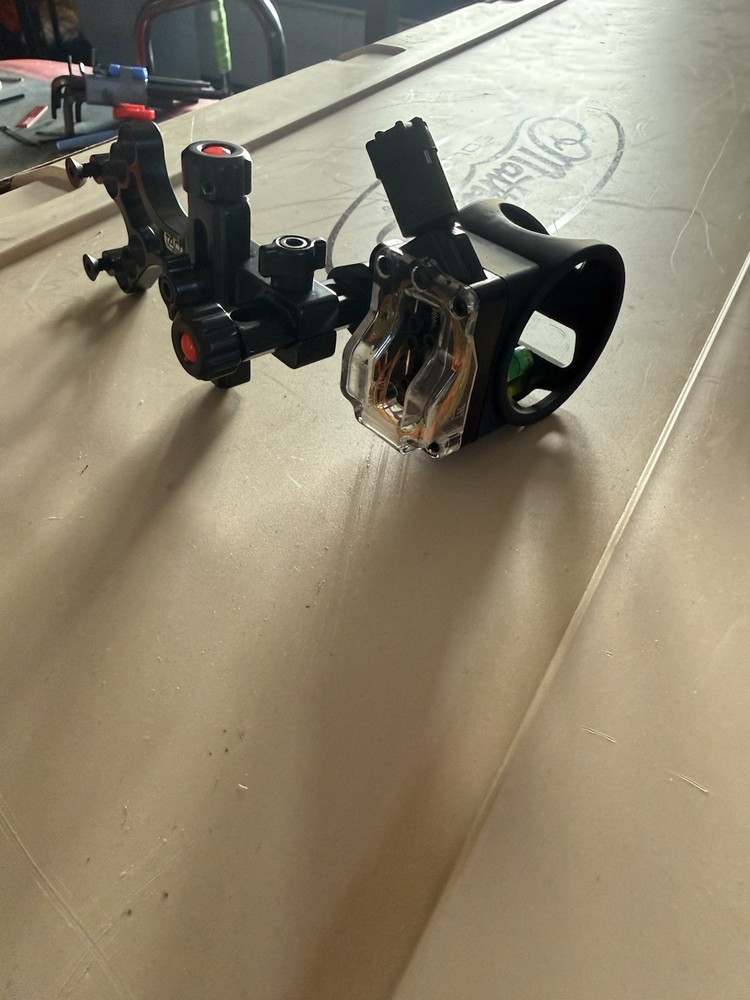 CBE Tactic Micro 5-Pin Fixed Pin Archery Bow Sight Black Multi-Pin Adjustable