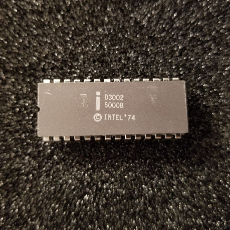 Intel D3002  Bipolar Bit-Slice Central Processing Element, ceramic, unused! 78dc