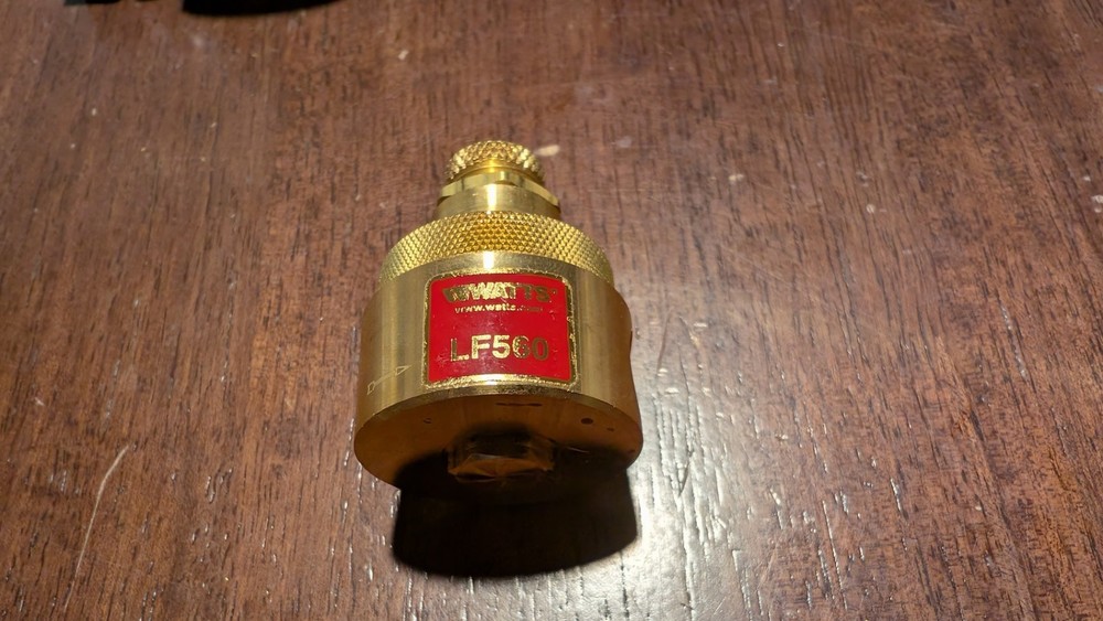 WATTS Pressure Regulator: FNPT x FNPT, 1/4 in Pipe Size, Brass, 0-125 psi LF560