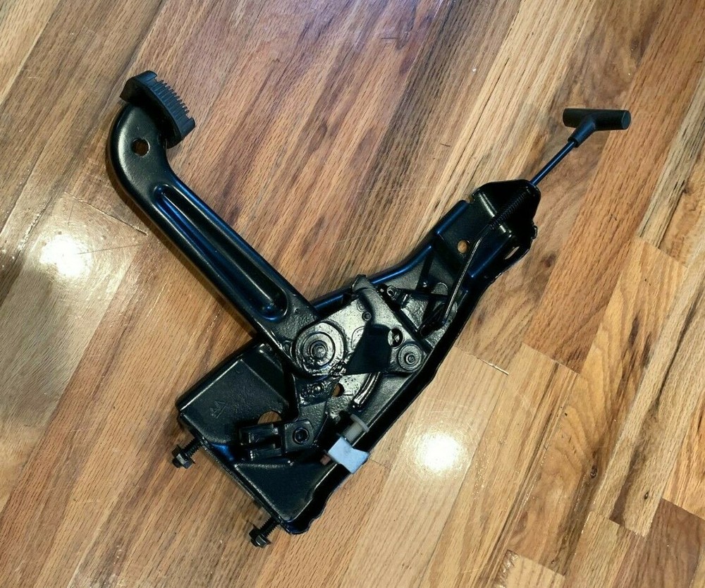 1968 CHEVELLE PARKING BRAKE ASSEMBLY TESTED & WORKS!