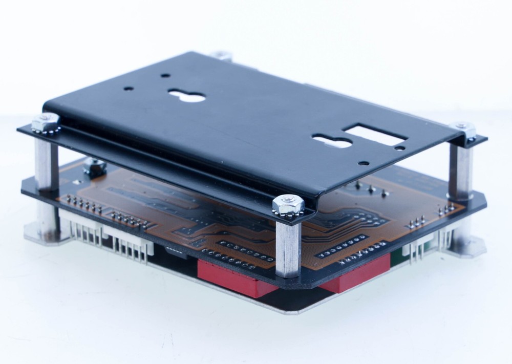 Quantity of 4 HIRSCH ELECTRONICS Match 2 Reader Interface, Two Harnesses, Mount