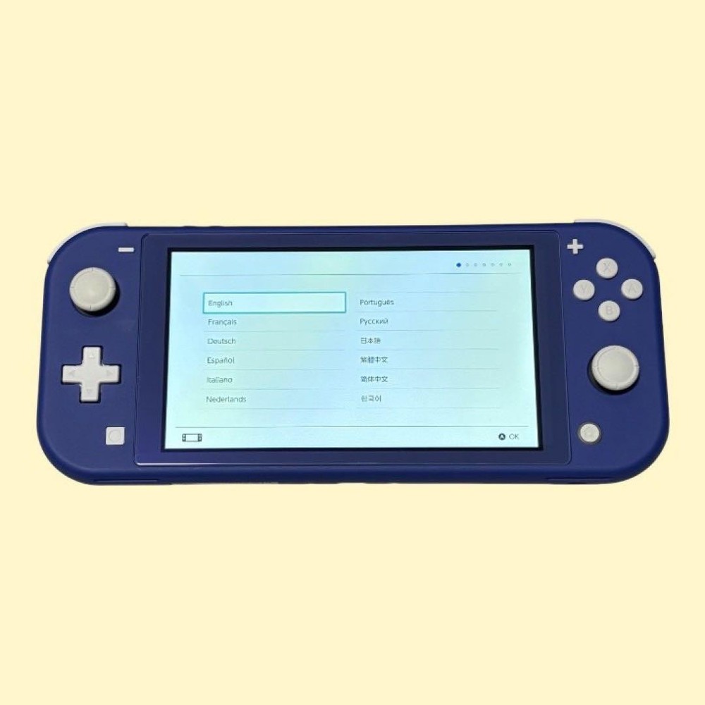 Almost unused Extremely beautiful Nintendo Switch Lite Blue