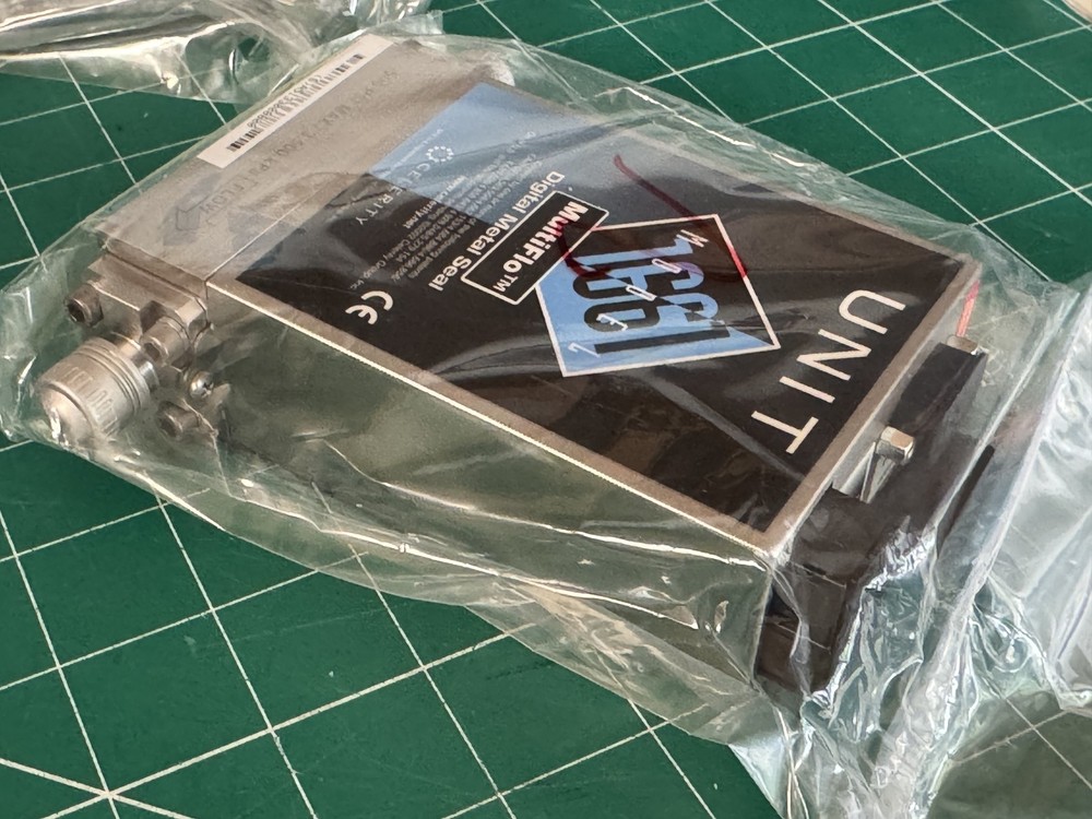NEW UNIT CELERITY UFC-1661C MASS FLOW CONTROLLER, 10L SiH4(SC18)
