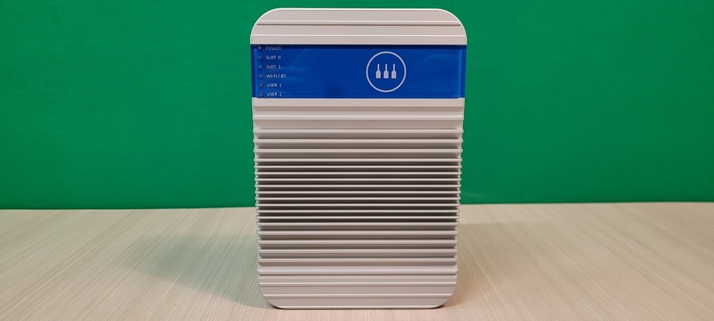 Eurotech REGATE-20-25-3D-CS00, Multi-Service IoT Edge Gateway Intel Atom LTE