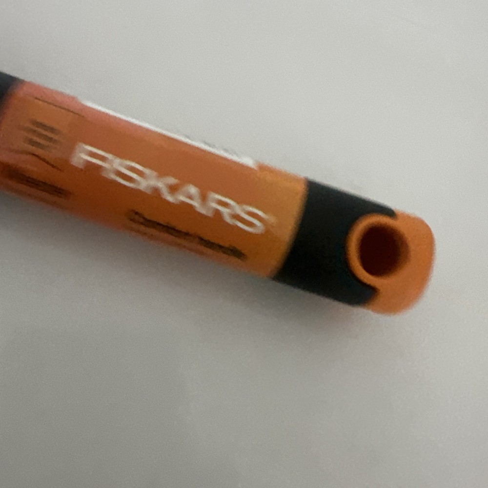 Fiskars Weeder Hand Dandelion Comfort Handle - New