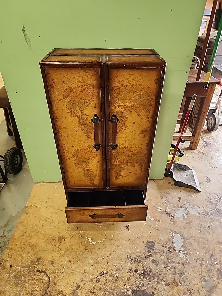 Italian Style Streamer Trunk