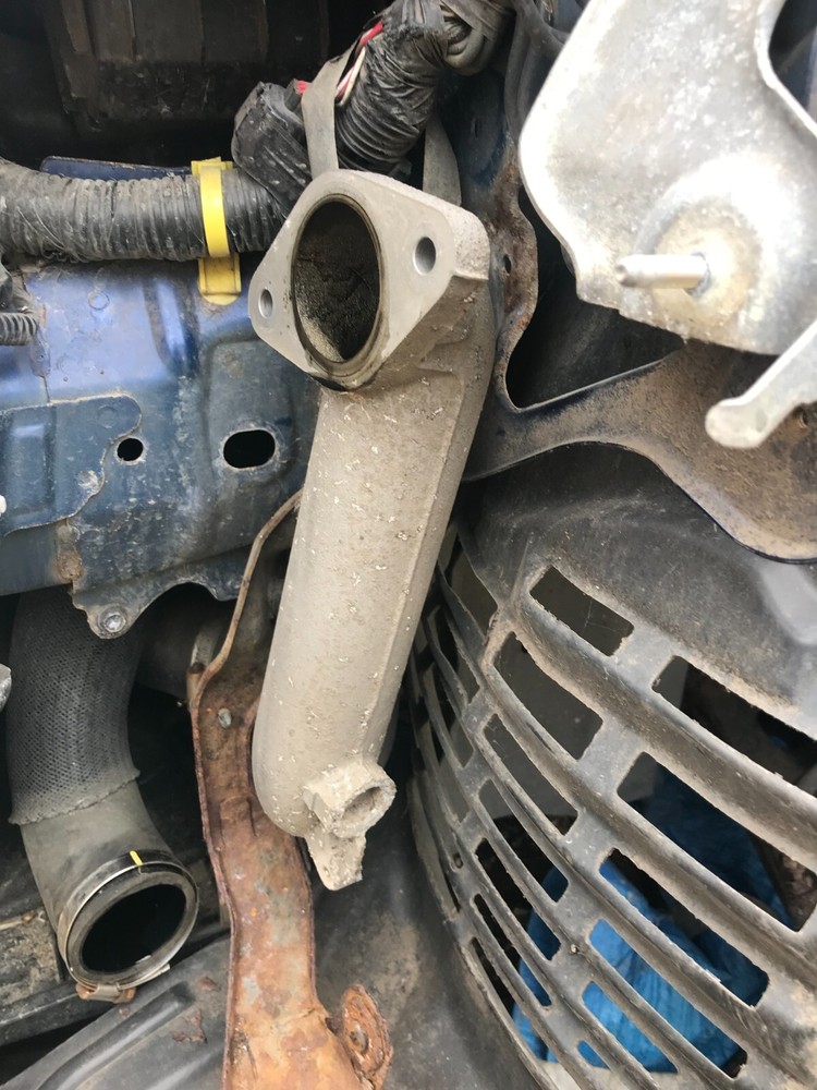 MAZDA 3  2.2 DIESEL TURBO INTERCOOLER BOOST PIPE from 2009 model ( as pic )