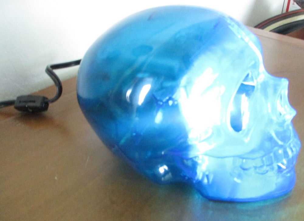 Unique! Strobe Light Skull! Blue Translucent! With Adjustable Strobe! 110 Volt