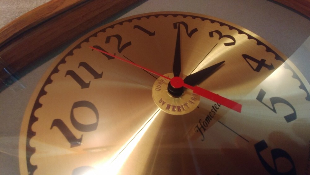VINTAGE THOMASVILLE BILLIARDS CLOCK