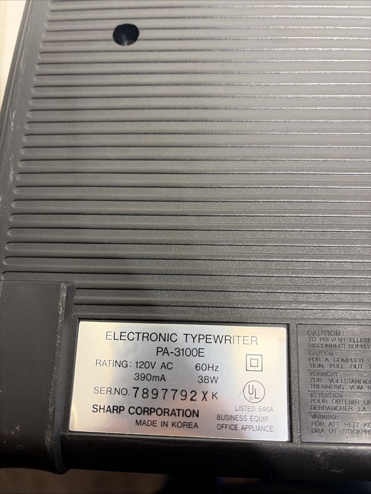 SHARP PA-3100E Portable Electronic Typewriter & manual | TESTED