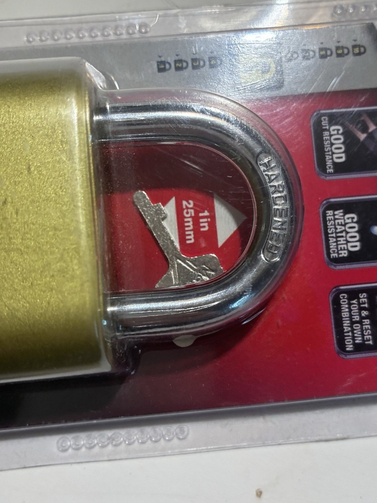 Master Lock 175D Combination Padlock Security Locker Combo R