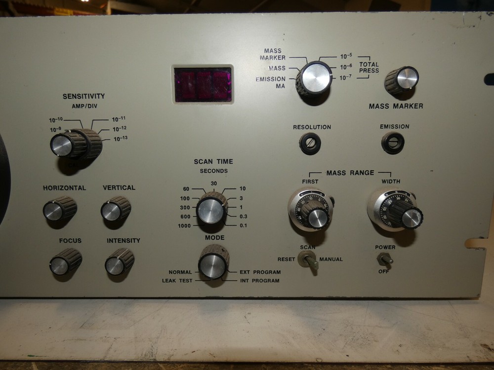 Varian Quadrapole Gas Analyzer 978-1000