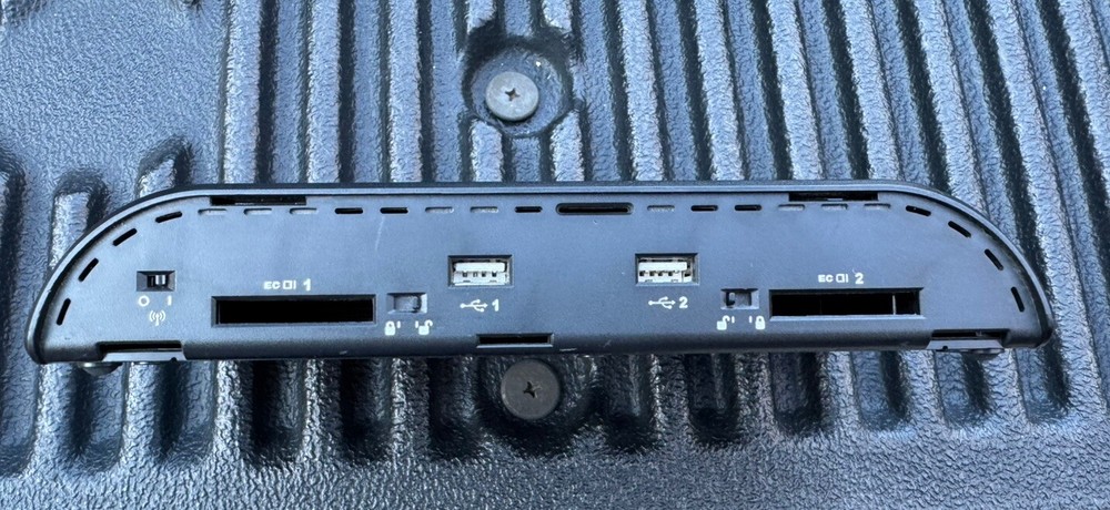 Cradlepoint MBR1400 Router with AC adapter Bundle