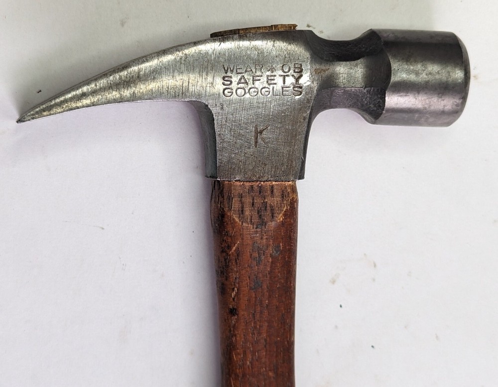 Craftsman Small Claw Hammer #3815- 10 Oz - M