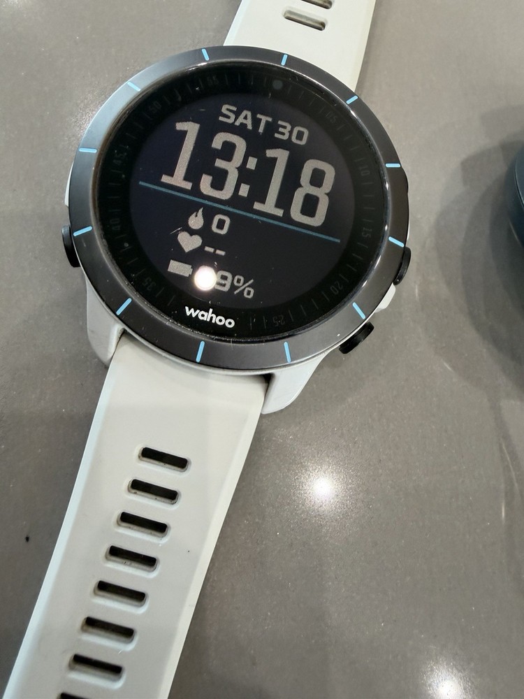 Wahoo Element Rival Multi-Sport GPS Watch